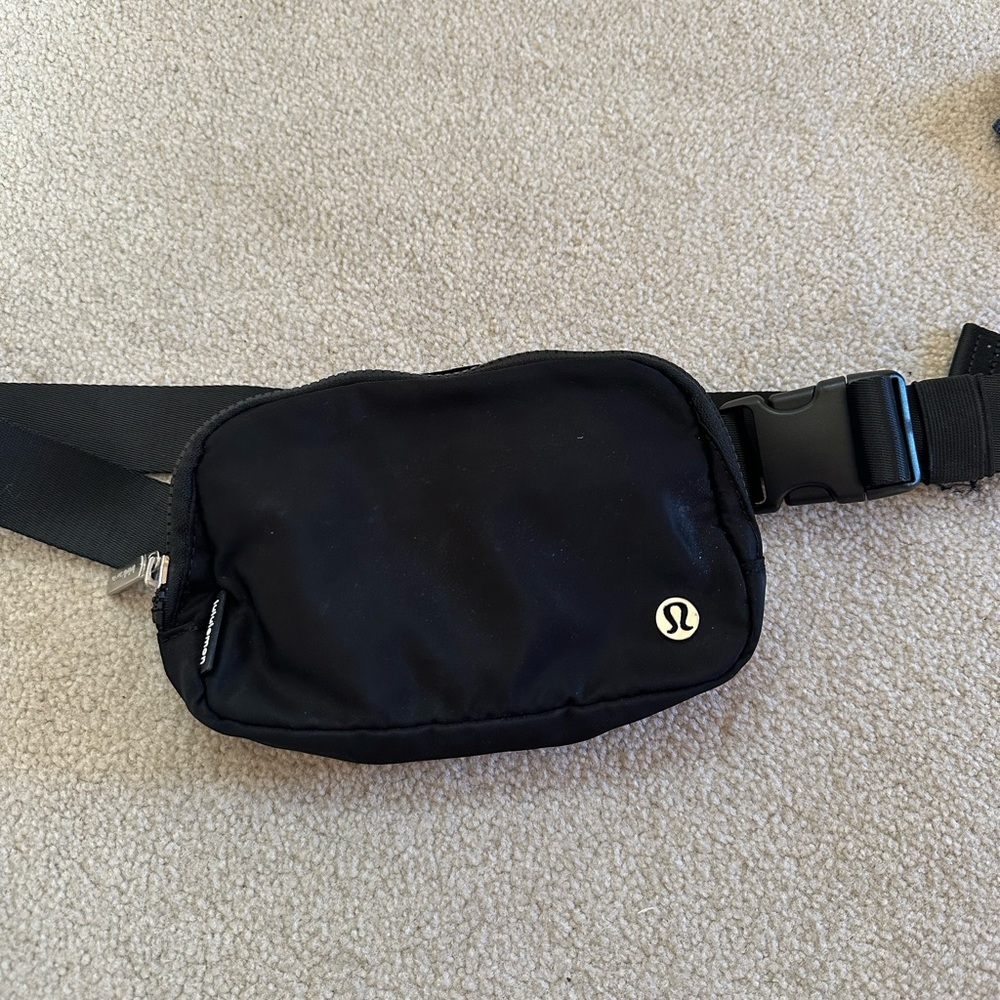 Lulu belt bag